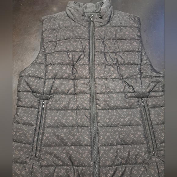 Loft Zip Up Puffer Vest Size M - Picture 1 of 11